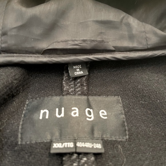 Winter Poncho with removable hood. - Picture 3 of 4